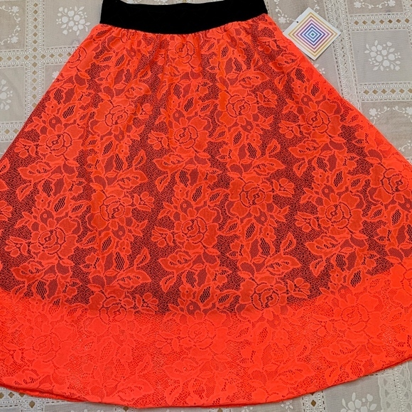 NWT Lola Lace Midi Skirt Bright sheer Coral over black high elastic waistband - Picture 2 of 8